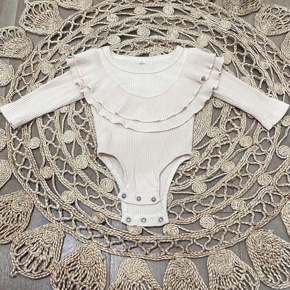 Brown & Tan Long Sleeve Onesies - Picture 4 of 6